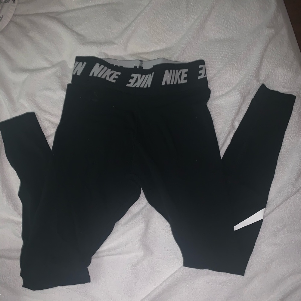 Black nike leggings